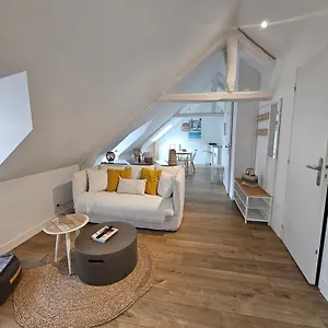 Santorin, Lumineux Au Coeur De Apartment